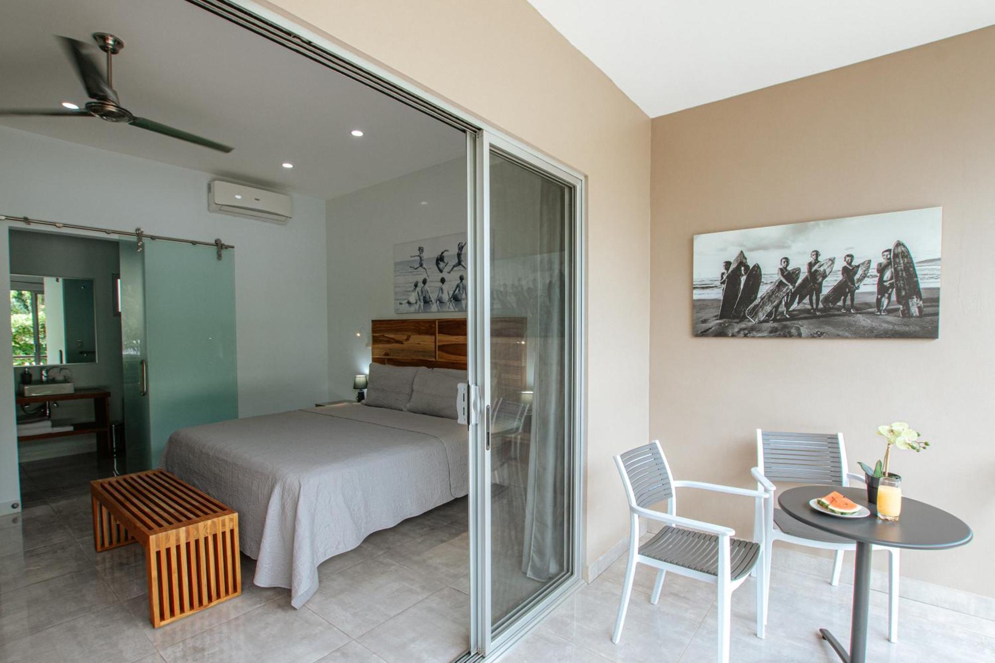 Tamarindo Bay Suites - Self Check In, Adults Only Экстерьер фото