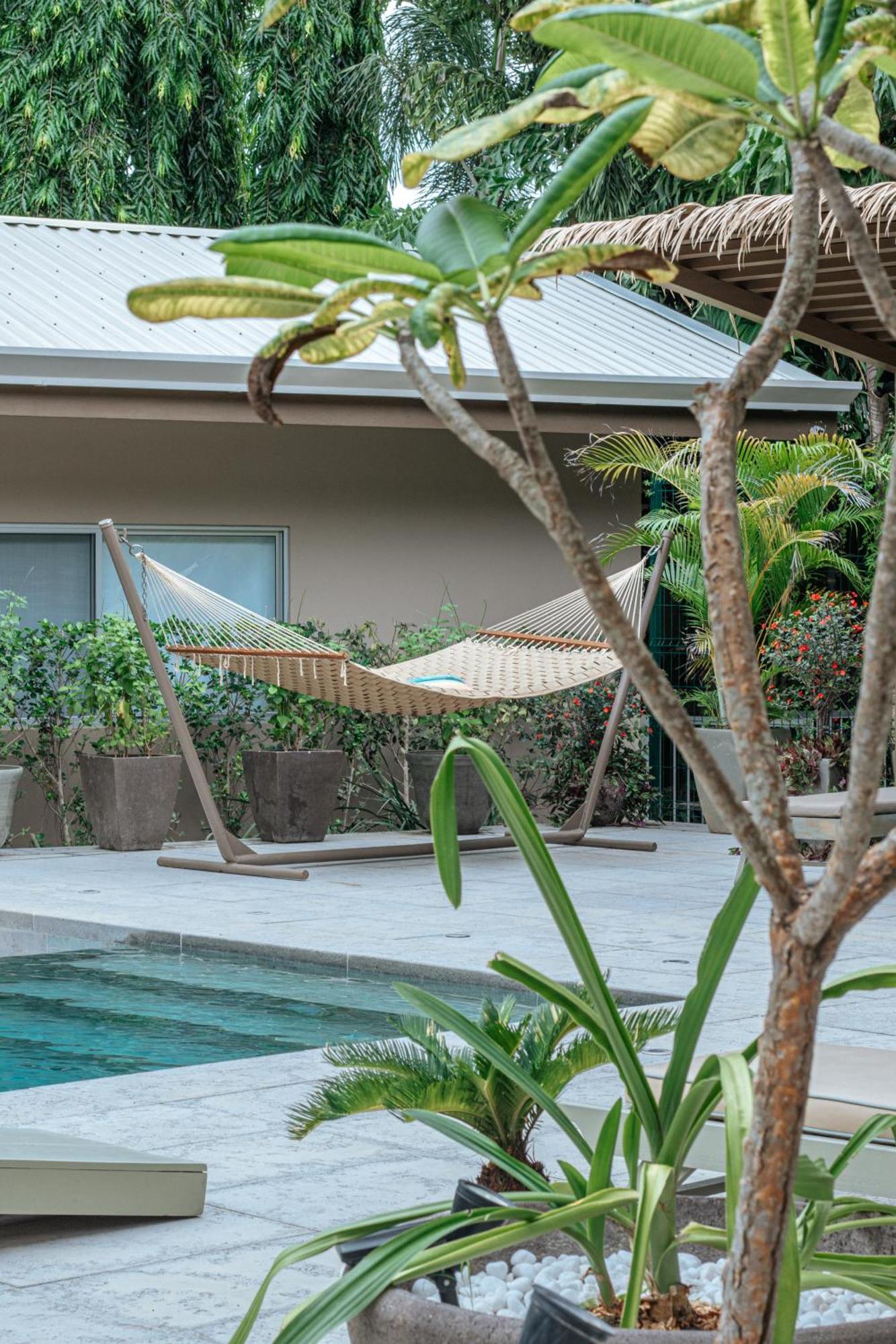 Tamarindo Bay Suites - Self Check In, Adults Only Экстерьер фото