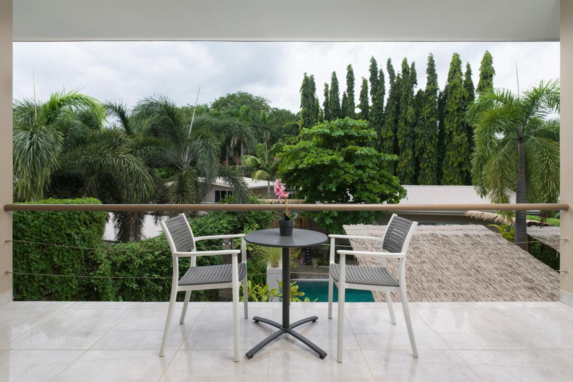 Tamarindo Bay Suites - Self Check In, Adults Only Экстерьер фото